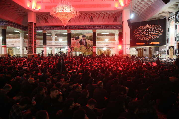 Photos: Enthusiastic mourning ceremony of younger generation on night of Hazrat Masoumeh's demise anniversary