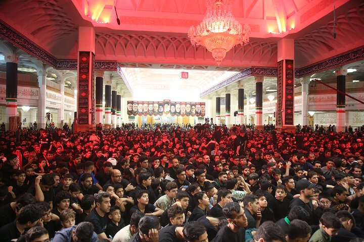 Photos: Enthusiastic mourning ceremony of younger generation on night of Hazrat Masoumeh's demise anniversary