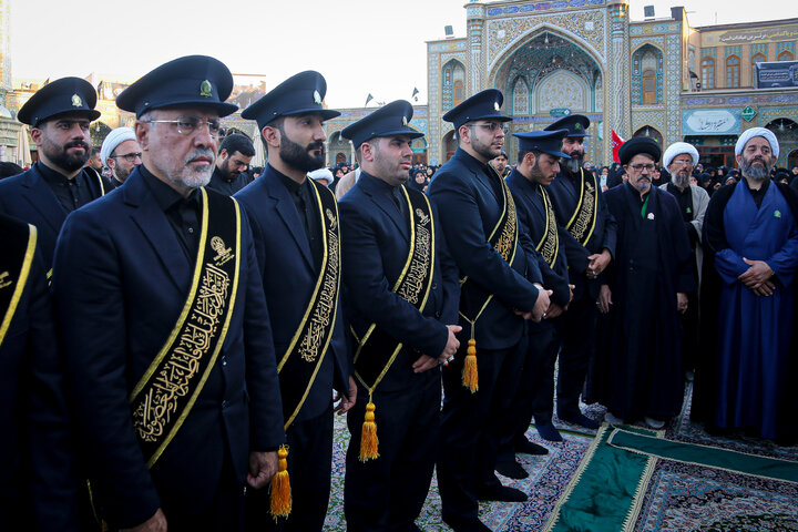 Photos: Flag-changing ceremony at Hazrat Masoumeh Holy Shrine