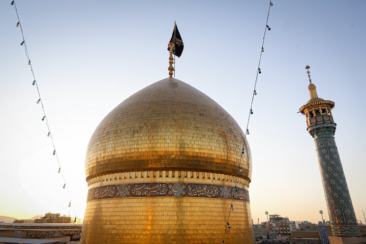 Photos: Flag-changing ceremony at Hazrat Masoumeh Holy Shrine