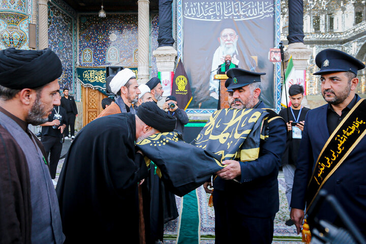 Photos: Flag-changing ceremony at Hazrat Masoumeh Holy Shrine