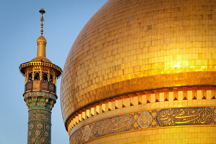 Photos: Flag-changing ceremony at Hazrat Masoumeh Holy Shrine