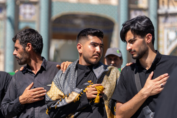 عزاداری هیئات مذهبی در سوگ رحلت حضرت فاطمه معصومه (س) در حرم مطهر