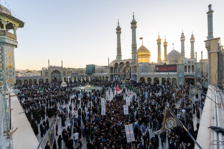 دسته‌های عزاداری در غروب رحلت بانوی کرامت