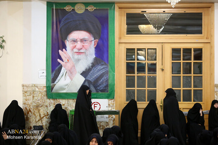 آیین شمع گردانی و خطبه خوانی شام وفات حضرت معصومه (س)