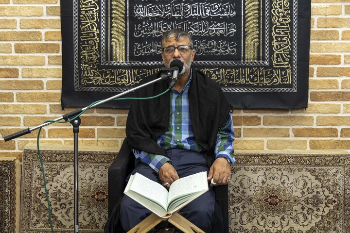 تقرير مصور/ وفد العتبة العباسية المقدسة في مدينة قم يقدم التعازي بوفاة آية الله الشبيري الزنجاني (ره)