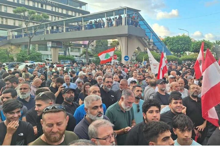 عکس خبری/ تجمع اعتراضی در اعتراض به ادامه ممنوعیت پروازهای ایران در لبنان