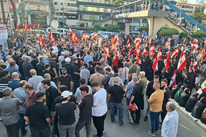 عکس خبری/ تجمع اعتراضی در اعتراض به ادامه ممنوعیت پروازهای ایران در لبنان
