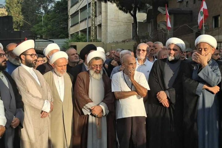 عکس خبری/ تجمع اعتراضی در اعتراض به ادامه ممنوعیت پروازهای ایران در لبنان