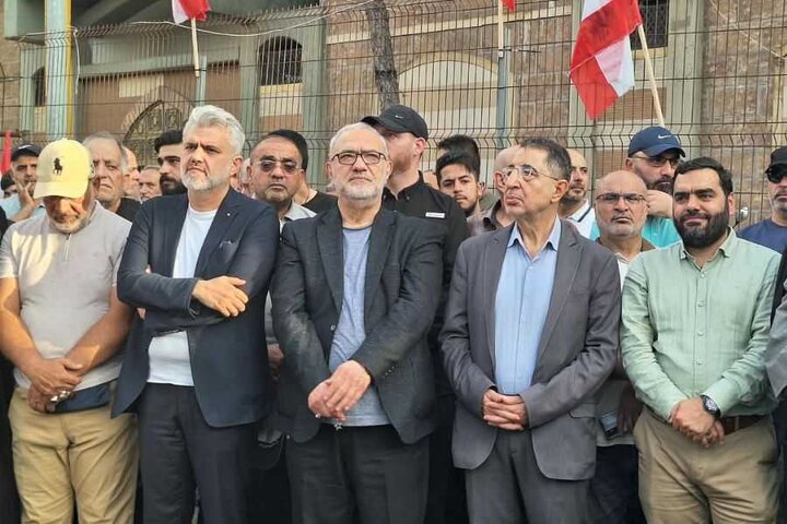 عکس خبری/ تجمع اعتراضی در اعتراض به ادامه ممنوعیت پروازهای ایران در لبنان