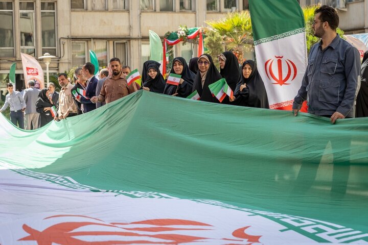 عکس خبری/ مراسم اهتزاز پرچم جمهوری اسلامی ایران