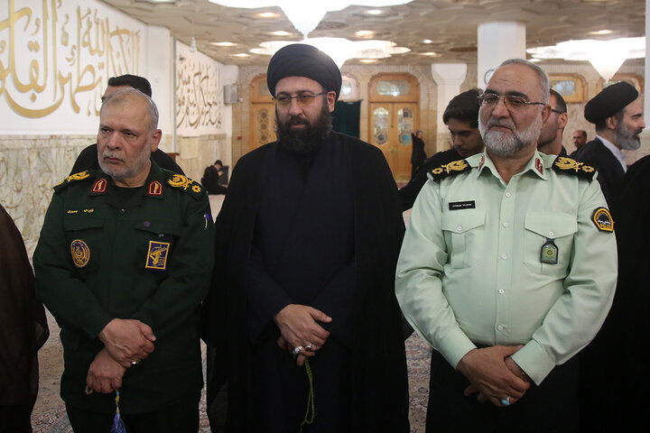 بزرگداشت آیت‌الله اعظمی شبیری زنجانی از سوی رهبر معظم انقلاب در حرم بانوی کرامت