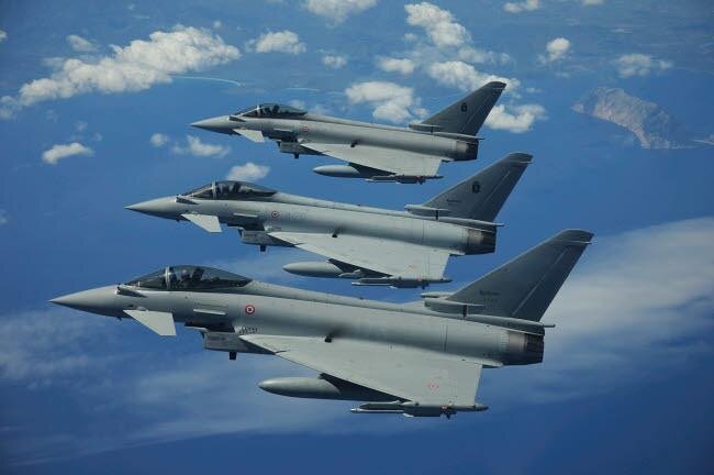 La presencia militar de Italia en Arabia Saudí queda al descubierto tras el impacto sobre su caza en Taif; Roma busca rebajar la tensión con Saná