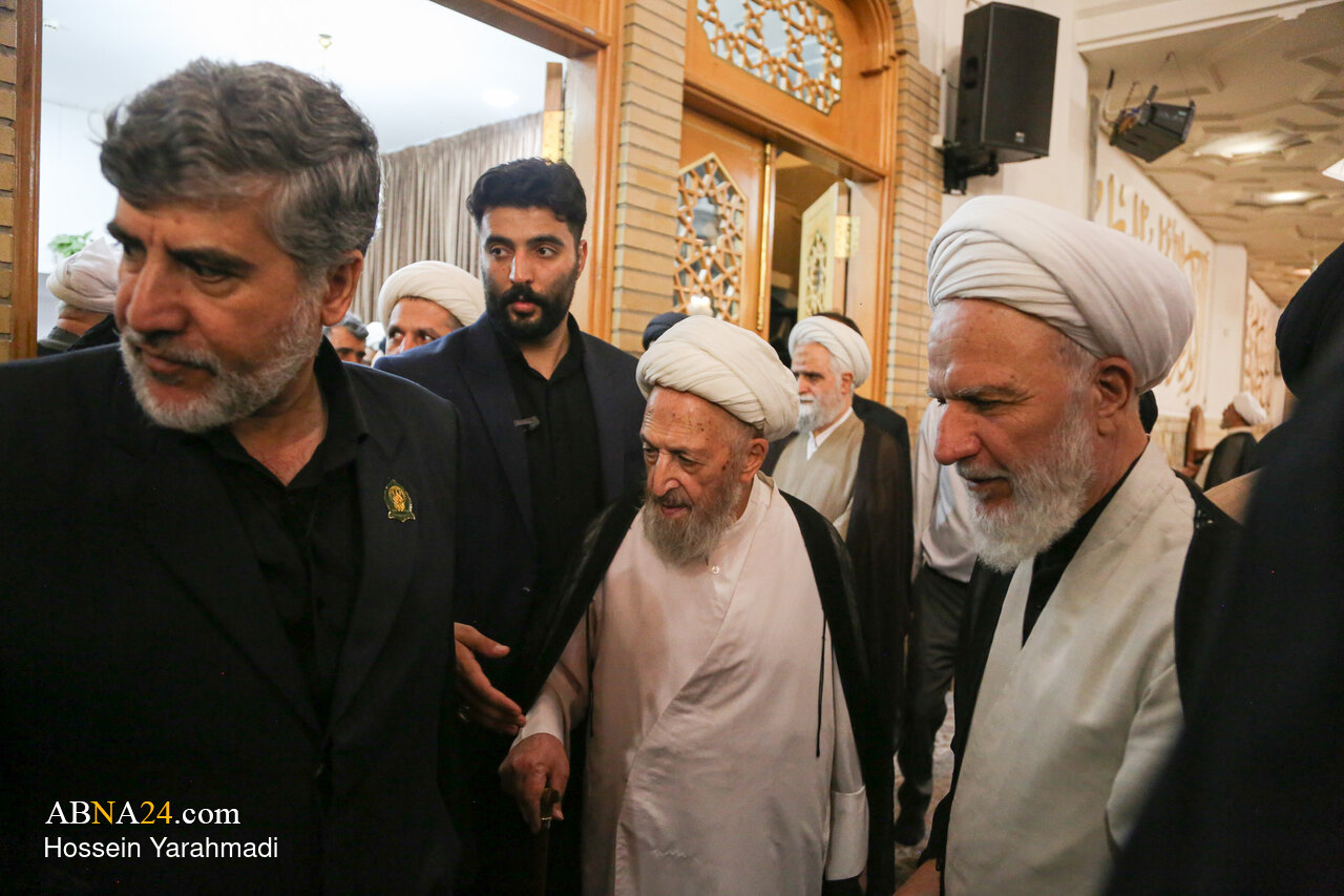 مراسم بزرگداشت رحلت آیت‌الله شبیری زنجانی در حرم حضرت فاطمه معصومه(س)