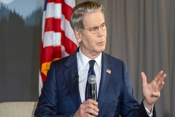 Dakwaan Menteri Kewangan Amerika tentang penerbangan luar negara dari Iran