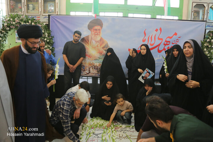 آیین «میهمانی لاله‌ها» در آستان امامزادگان ابراهیم و محمد(ع)