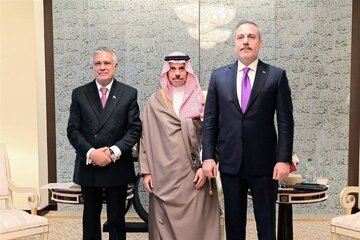 پاکستان، سعودی عرب اور ترکی کا مکہ سکیورٹی معاہدے کو عملی شکل دینے پر اجلاس
