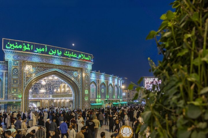 Informe fotográfico | Multitudes de peregrinos conmemoran la bendita noche del jueves en el Santuario de Abalfadl al-Abbas (PB).