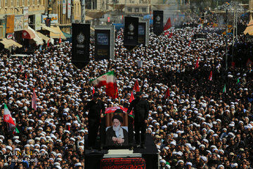 Photos: Funeral ceremony for Grand Ayatollah Sayyed Mousa Shobeiri Zanjani