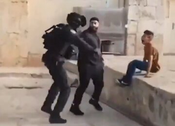 Video| Pagbugbog sa mag-amang Palestino