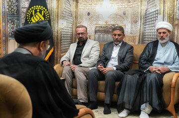 تقرير مصور/ مشاركة وفد العتبة العلويّة في مجلس تأبين المرجع الراحل السيّد شبيري الزنجاني بمدينة قم