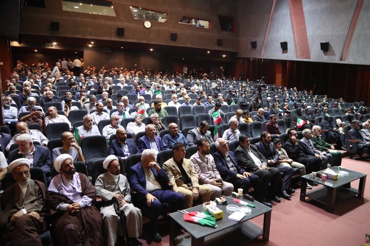 گزارش تصویری/  مراسم گرامیداشت سالروز شکست حصر آبادان و عملیات ثامن‌الائمه(ع)