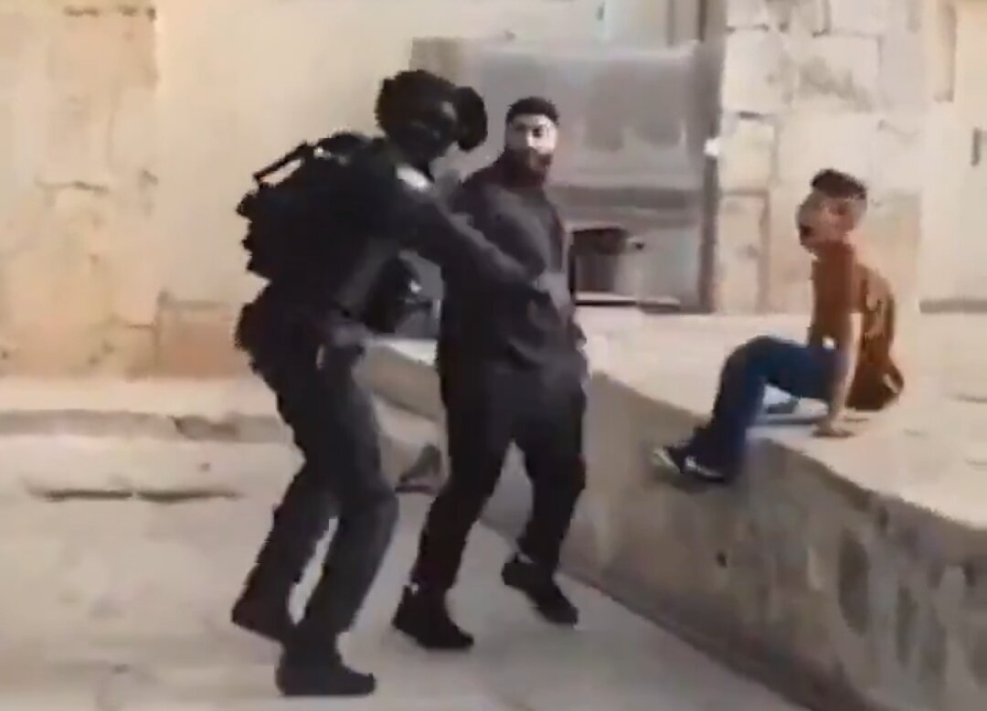 Video| Pagbugbog sa mag-amang Palestino