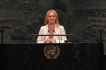 آئس لینڈ کی وزیر خارجہ کا نیتن یاہو کو کرارا جواب، بزدل وہ ہیں جو امداد روکتے ہیں