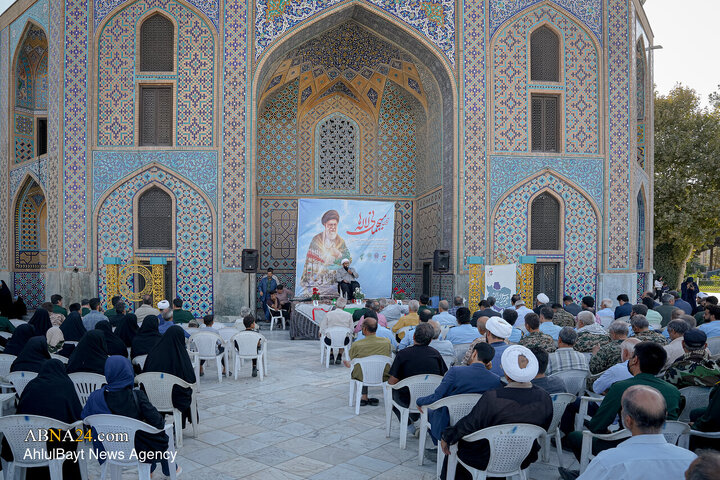 آیین «میهمانی لاله‌ها» در آرامگاه خواجه ربیع مشهد