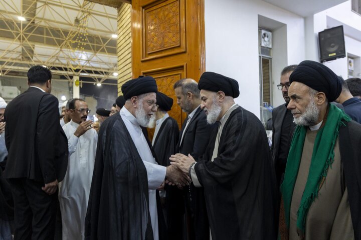 تقرير مصور/ الحوزة العلمية بالنجف الأشرف تقيم مجلس فاتحة على روح آية الله الزنجاني(ره)