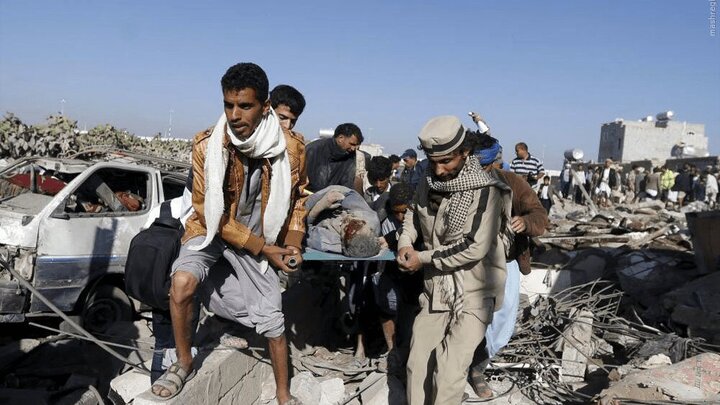 Ataque de cazas saudíes contra un mercado de Taiz: 50 yemeníes entre mártires y heridos