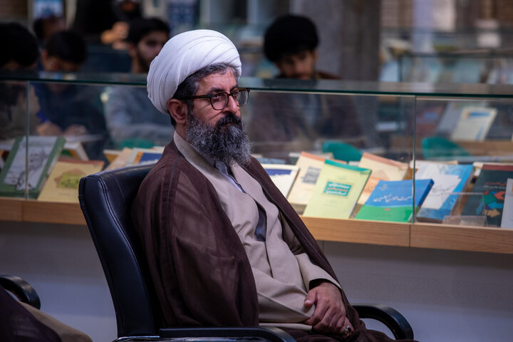 گزارش تصویری/  مراسم بزرگداشت دومین سالگرد شهادت سید حسن نصرالله در حوزه علمیه مروی