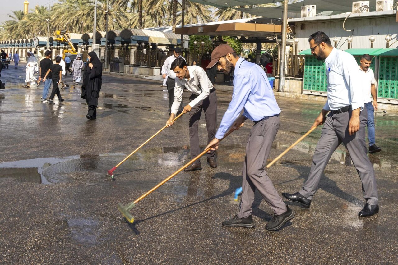 cleaning operations in Bab Al-Qibla Street