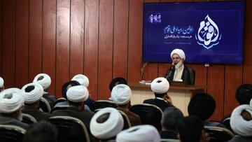 تربیت انسان قرآنی، تنها مسیر رسیدن به قله‌های جامعه اسلامی است