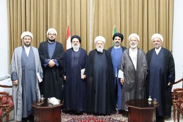 با وجود درد و سختی، مسیر مقاومت را ادامه می‌دهیم