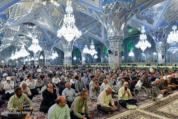 مراسم بزرگداشت شهید سیدحسن نصرالله در حرم مطهر رضوی