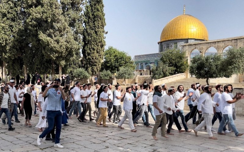 Arab and Muslim States Condemn Israeli Incursions Into Al-Aqsa Mosque