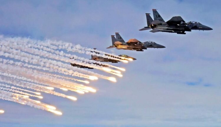 Saudi Warplanes Carry Out Airstrikes on Telecom Infrastructure in Yemen’s Hodeida
