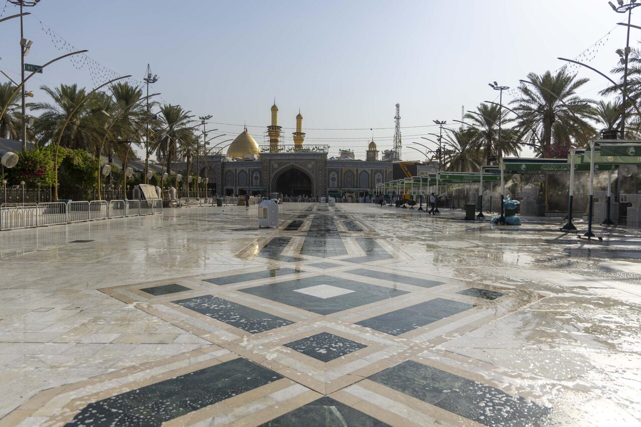 Al-Abbas Holy Shrine Staff Clean Bayn Al-Haramayn to Serve Visitors