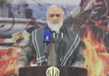 نقدی: ٹرمپ بتاے دنیا کی طاقتور ترین فوج ایران کے سامنے کیوں ہار گئی؟