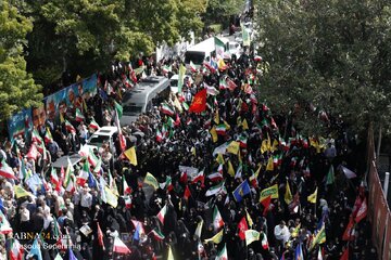 تقرير مصور/ إقامة الذكرى السنوية الثانية للشهيد السيد "حسن نصرالله" في طهران وبغداد وبيروت