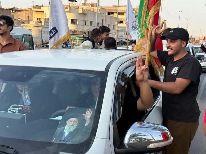 تقرير مصور/ العراقيون يحتفلون في بغداد بخروج القوات الامريكية من البلاد