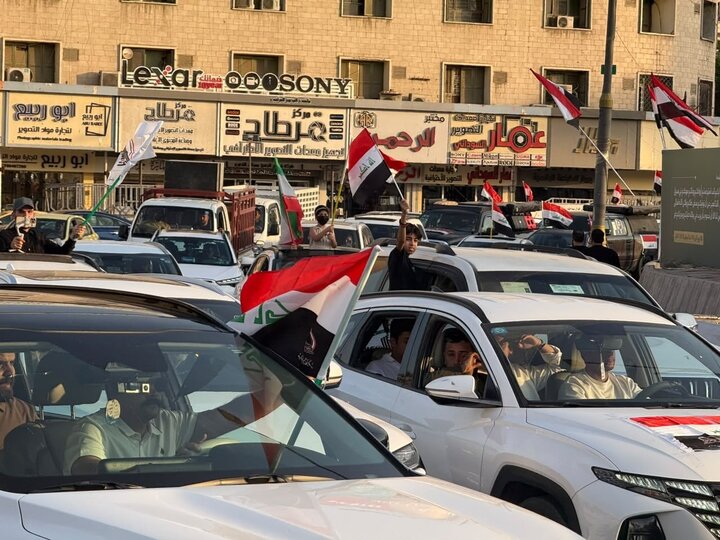 تقرير مصور/ العراقيون يحتفلون في بغداد بخروج القوات الامريكية من البلاد