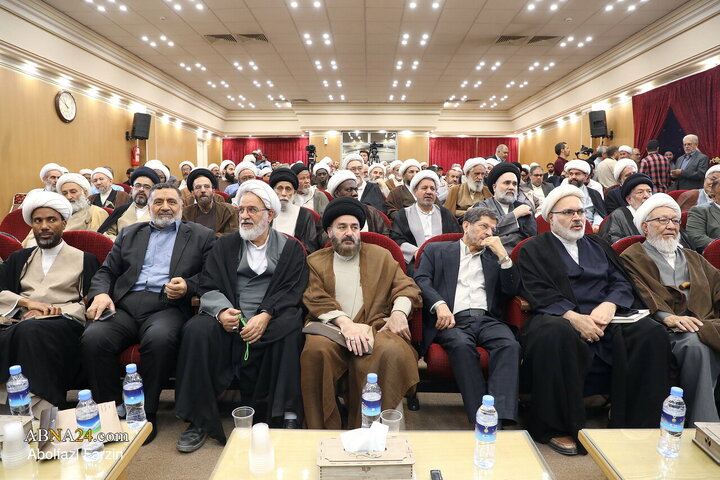 آیین رونمایی از اثر «فقیهی از کربلا»
