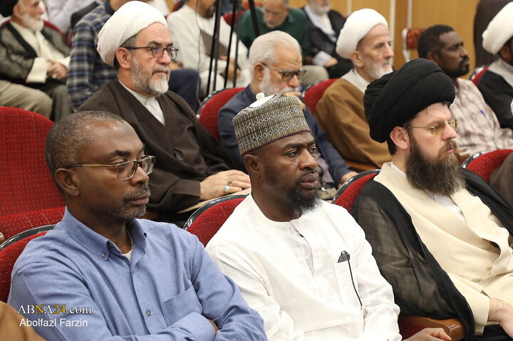آیین رونمایی از اثر «فقیهی از کربلا»