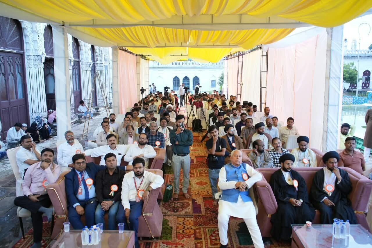 Self-Development and Community Guidance Seminar Held in Lucknow