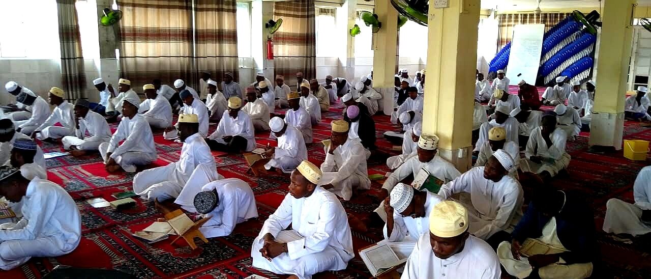 Darsa ya Qur’ani Tukufu Yaendelea Kufanyika kwa Wanafunzi wa Jamiat Al-Mustafa Mbezi Beach, Dar es Salaam
