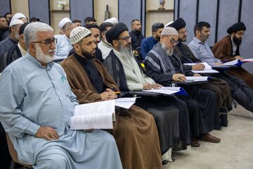 تقرير مصور/ إقامة دورة تخصصية عن الأطوار الحسينية في بغداد