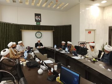 بررسی سند «مسیر نور» در شورای تخصصی حوزوی؛ تأکید بر تقویت مبانی اسلامی و تعیین نسبت با سند ملی زیارت