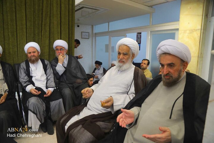 مراسم بزرگداشت مرحوم آیت‌الله شبیری زنجانی از سوی آیت‌الله نوری همدانی